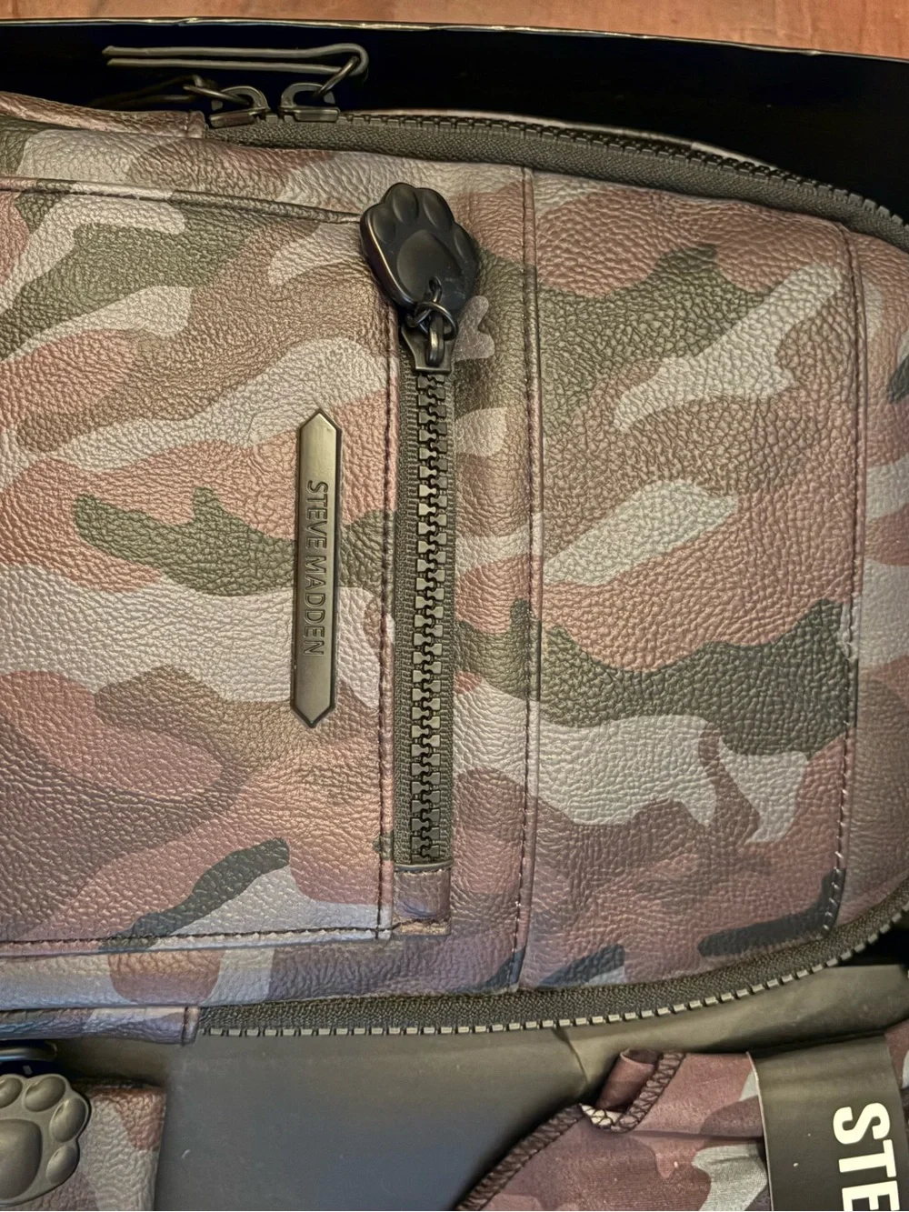 Steve Madden Pet Camo Sling Bag Set — Brown/Green